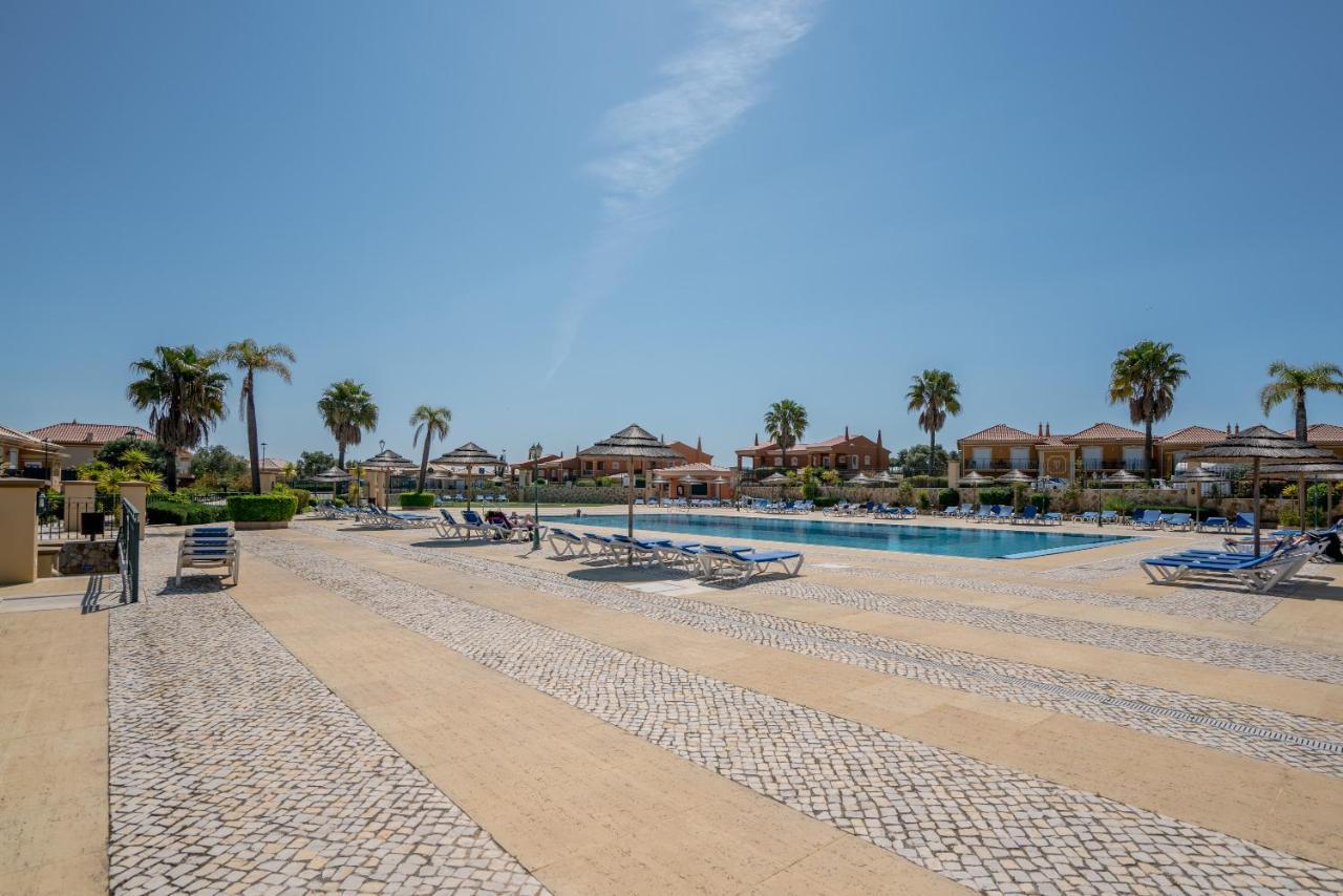 Beautiful On Boavista Golf - Daily Service & Access Willa